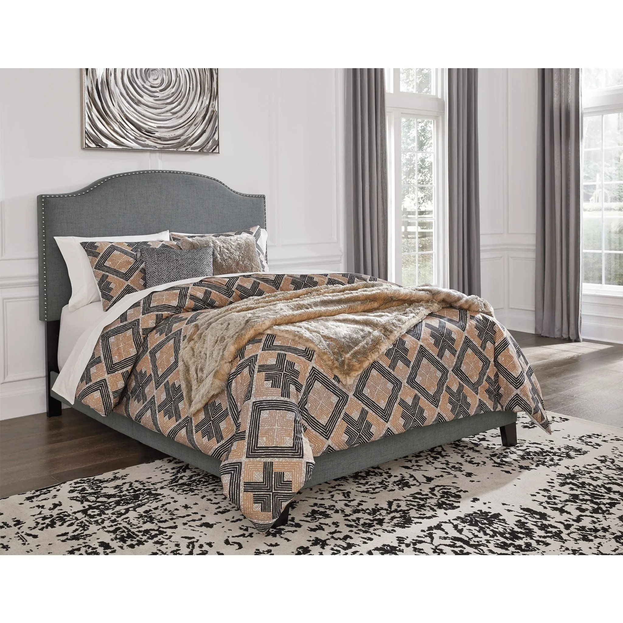 Adelloni King Upholstered Bed - Gray