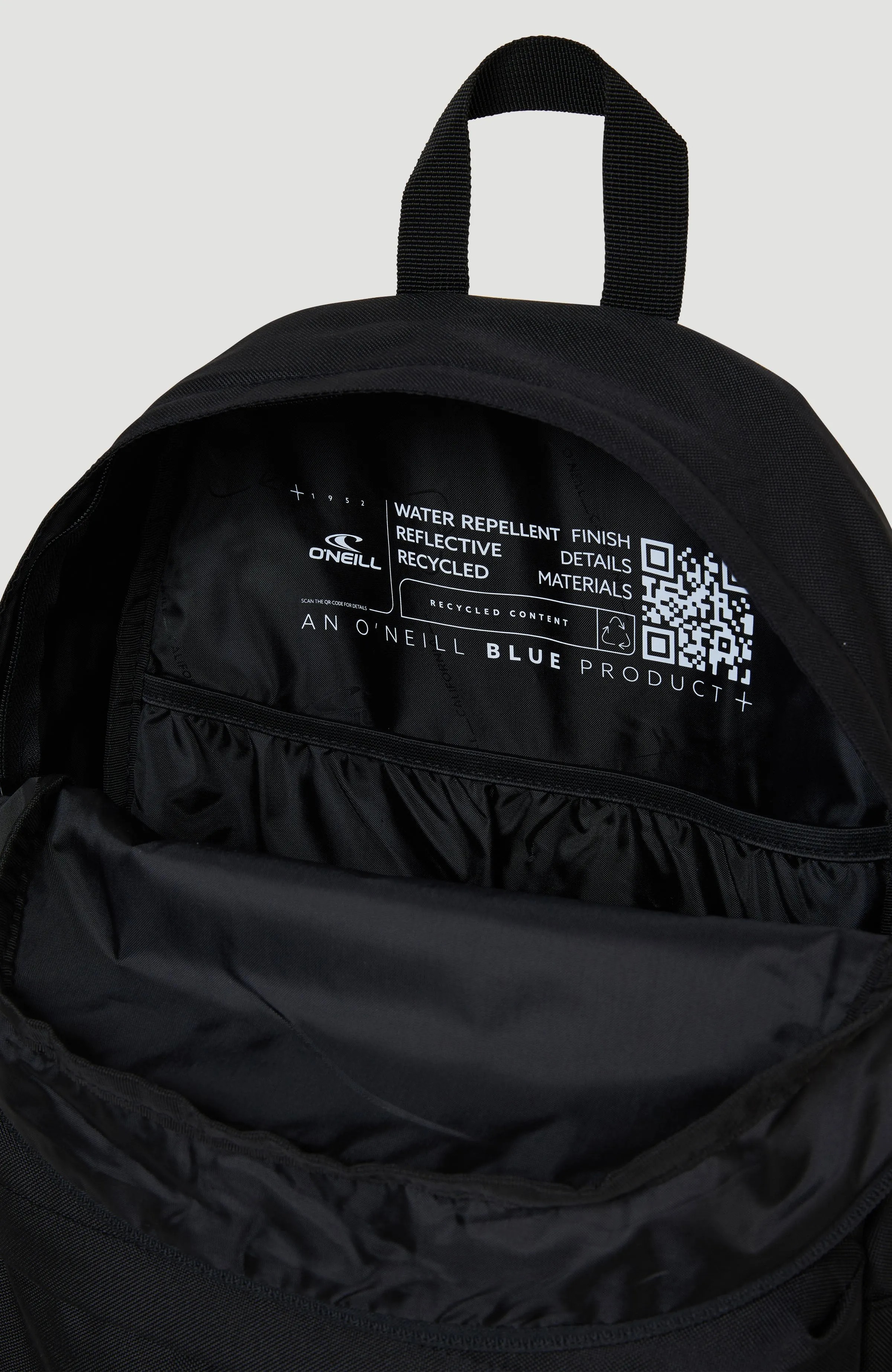 Coastline Backpack | Black Out