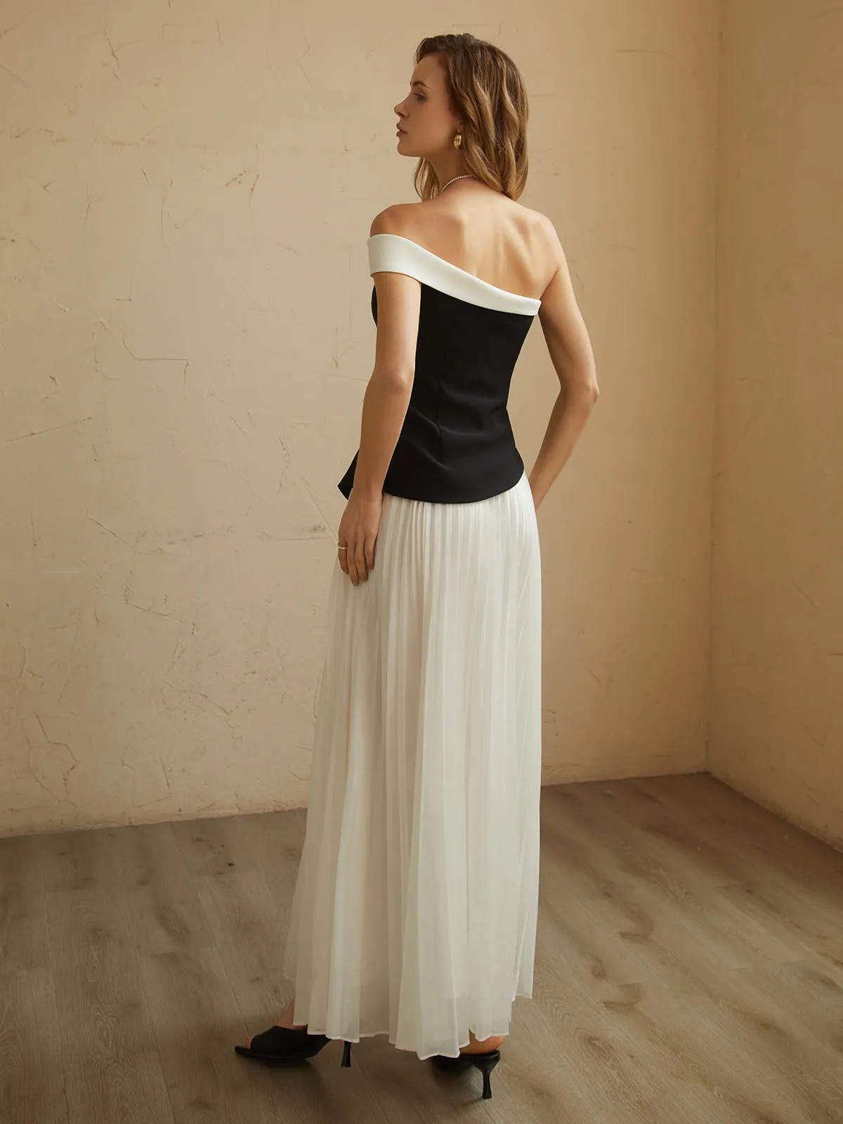 Contrast Trim Graceful Off-Shoulder Long Dress