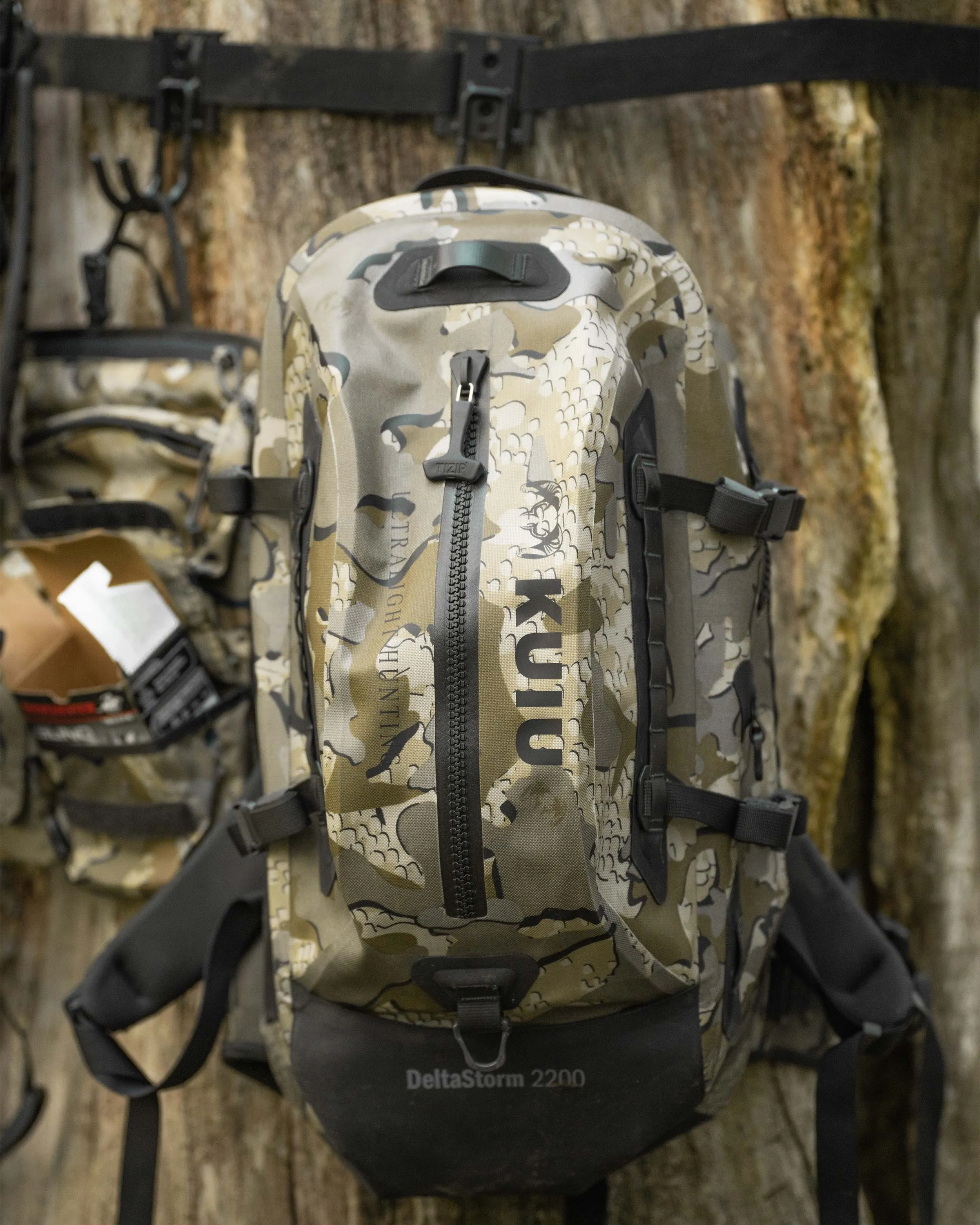 DeltaStorm 2200 Submersible Backpack | Stone