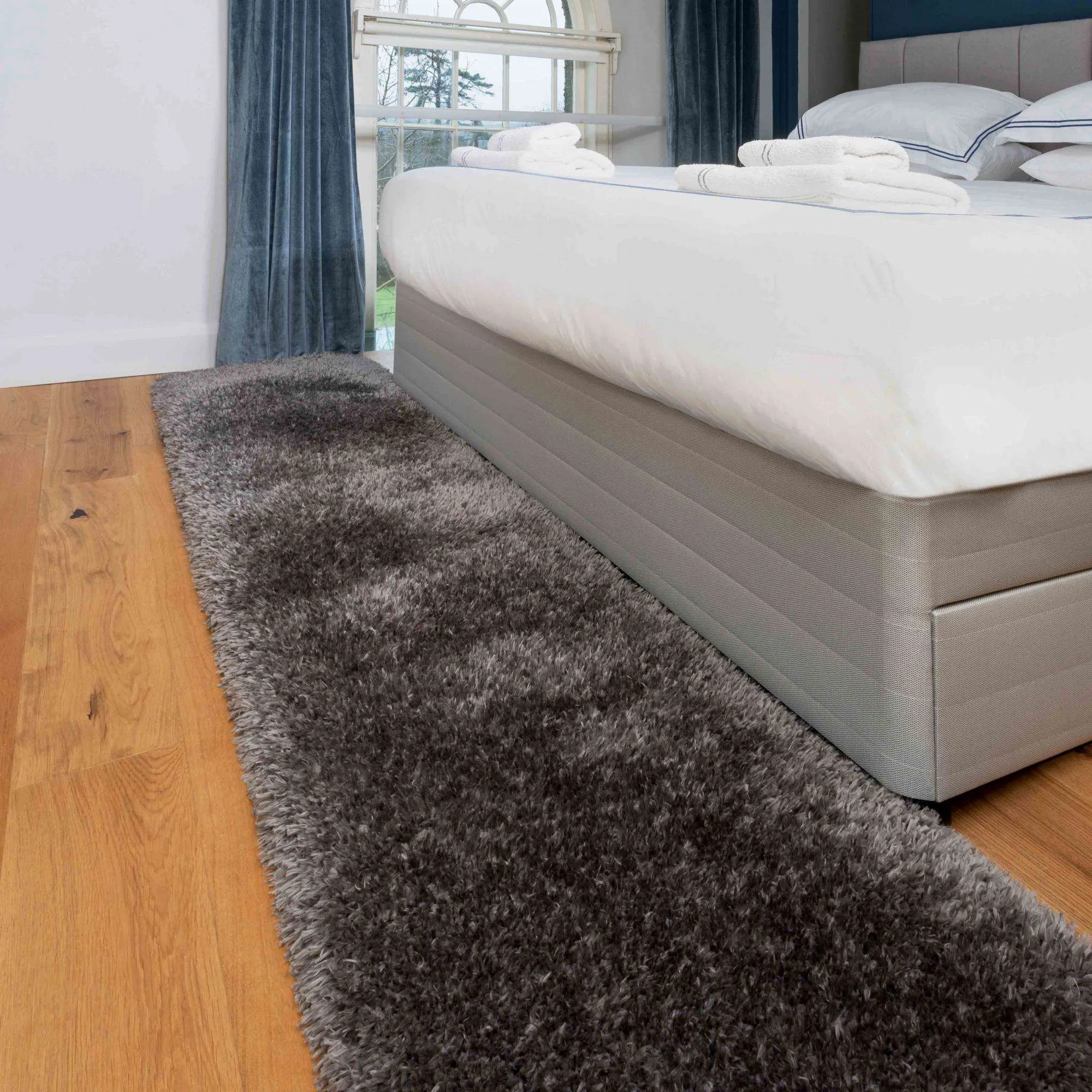 Deluxe Thick Soft Dark Grey Shaggy Rug - Whistler