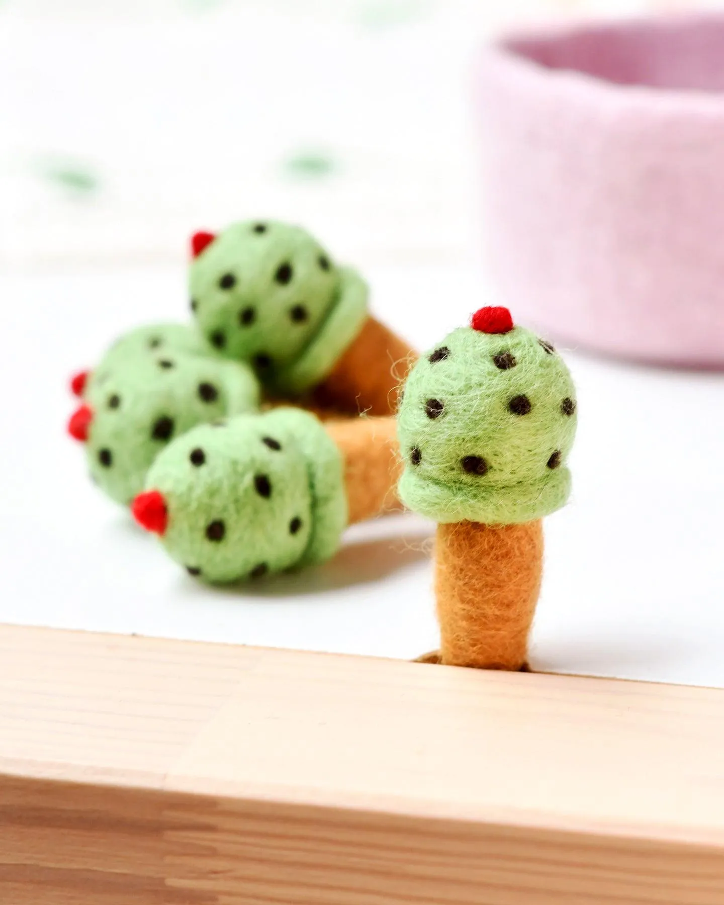 Felt Ice Creams - Pistachio with Chocolate Chips