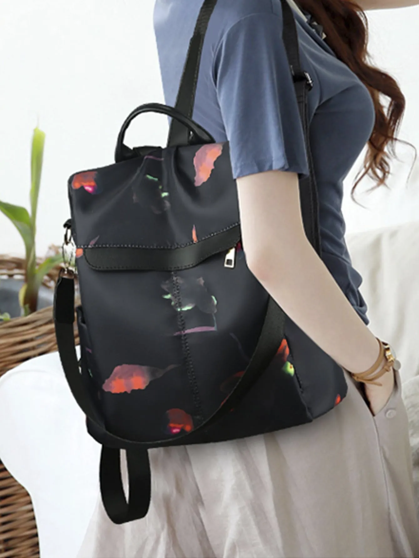 Graphic Print Functional Backpack