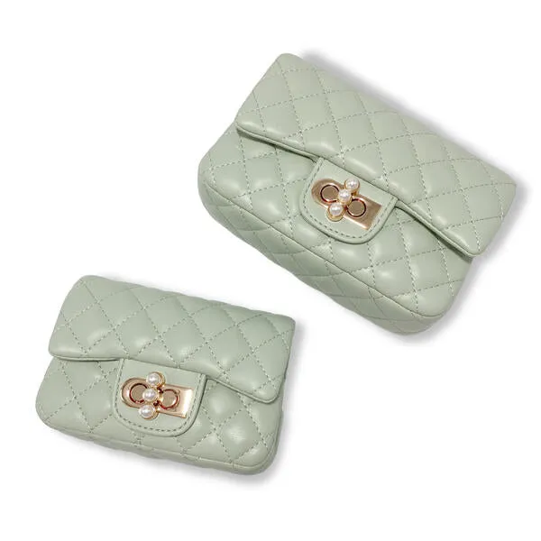 Green Pearl Closure Quilted Purse