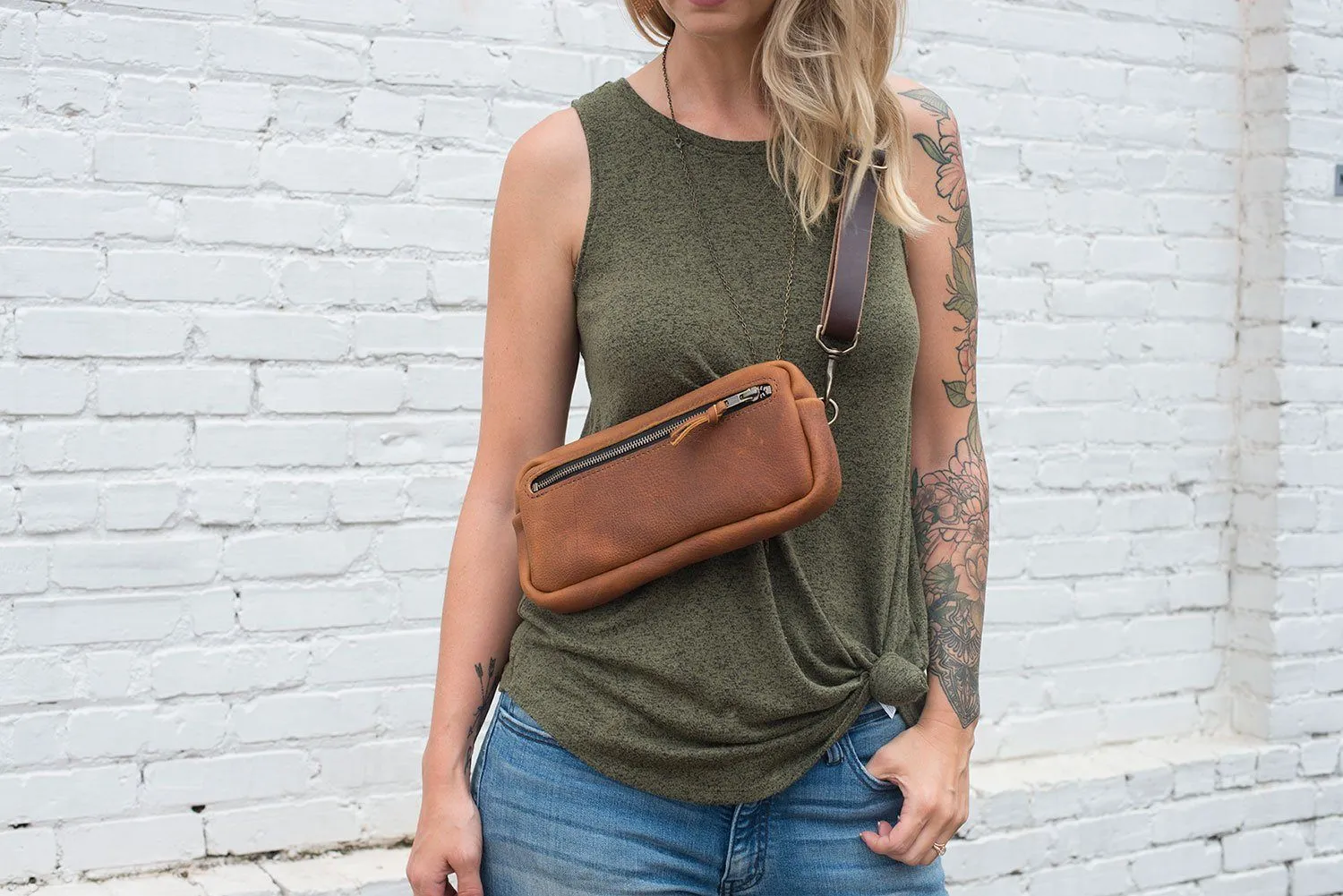 LEATHER FANNY PACK / LEATHER WAIST BAG - SADDLE