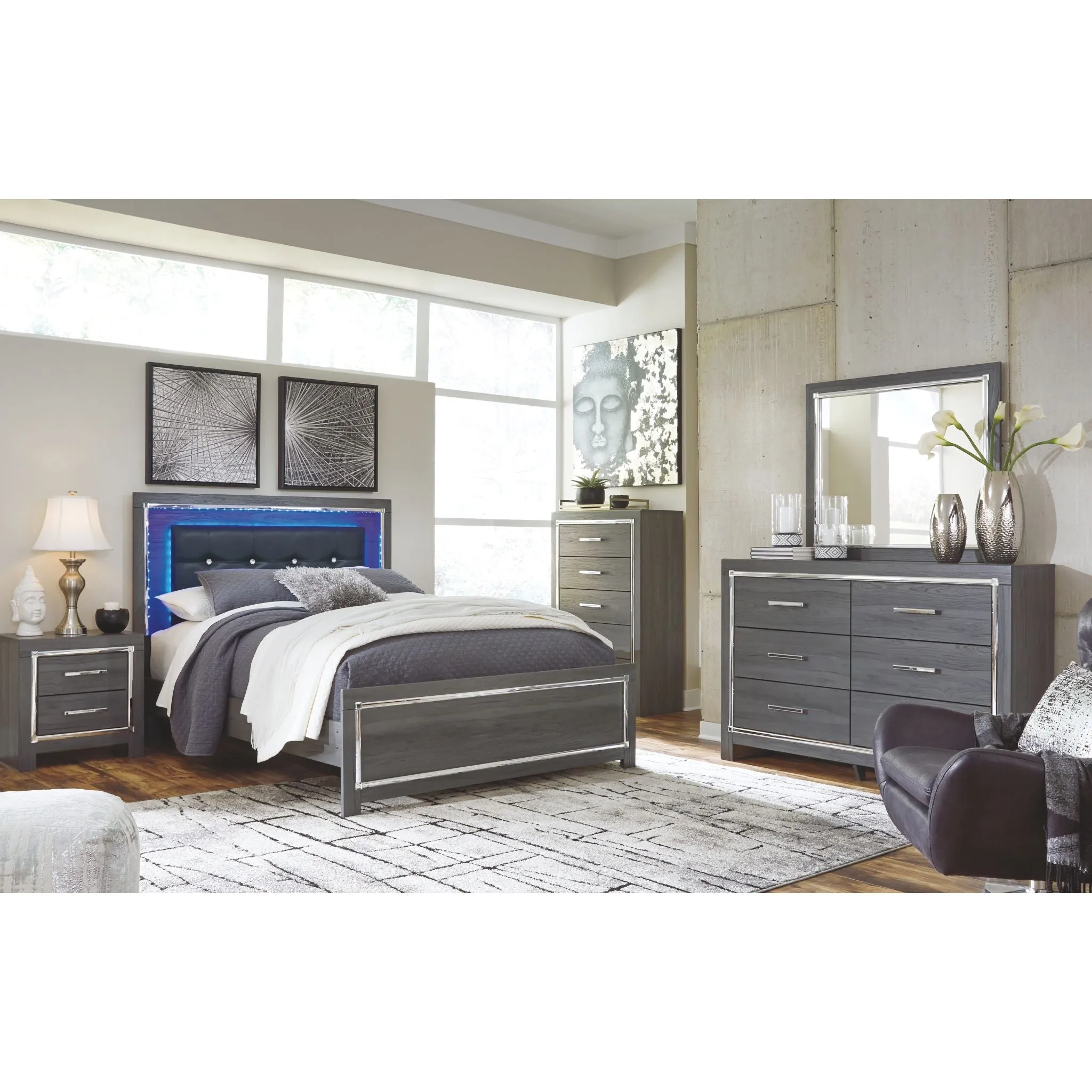 Lodanna Panel Bed - Gray