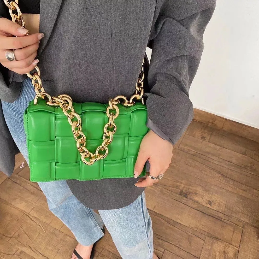 MOLLY CHAIN BAG