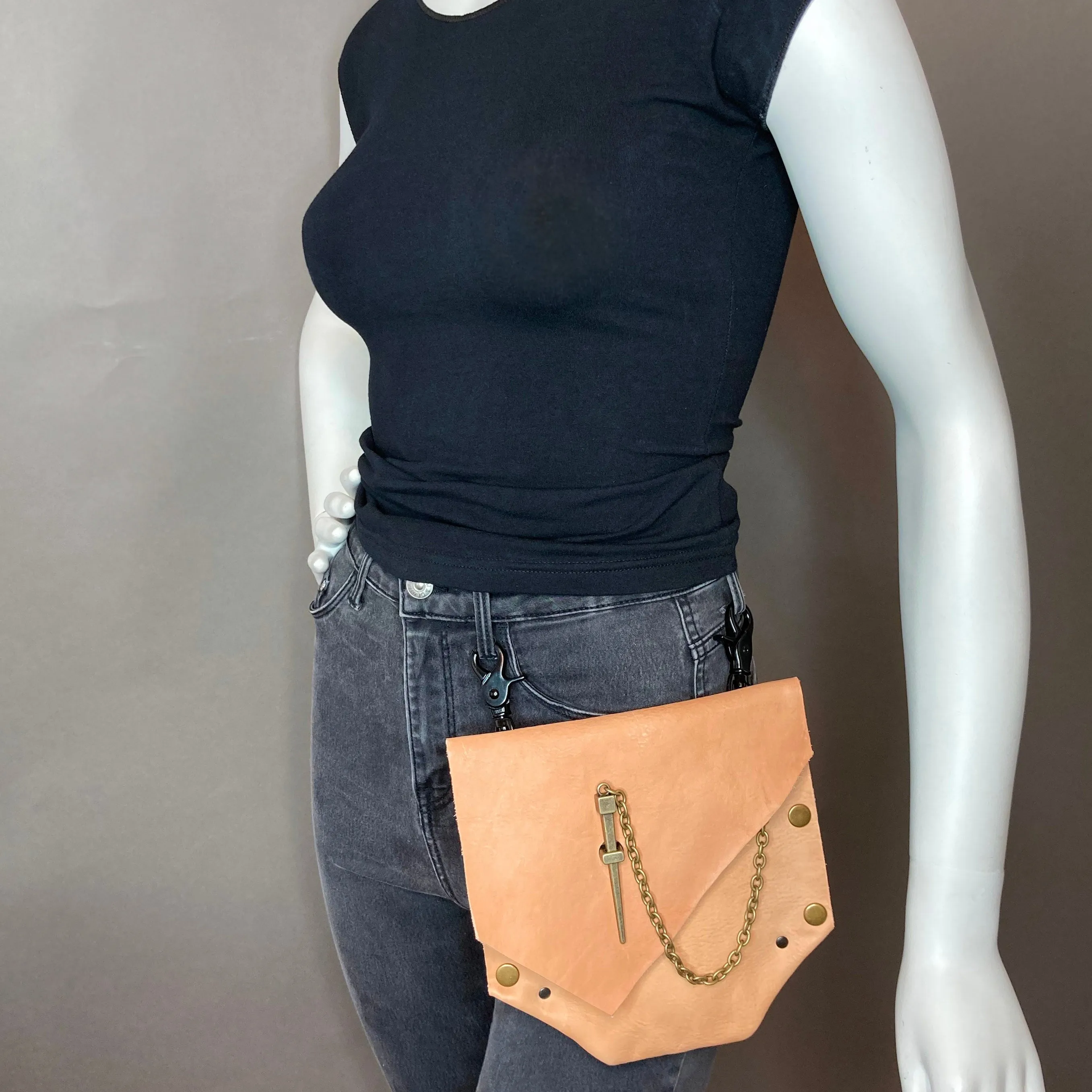 Nude Convertible Fanny Pack-Antique Brass