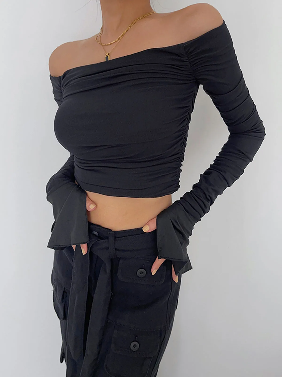 Off Shoulder Graceful Mesh Crop Shirt