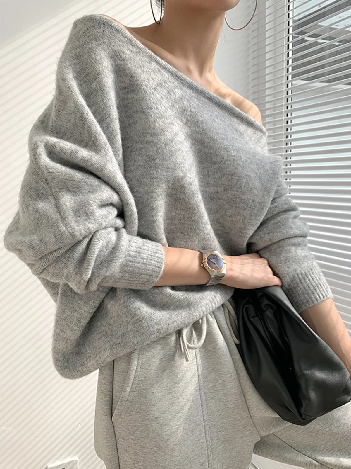 One Shoulder Graceful Asymmetric Sweater