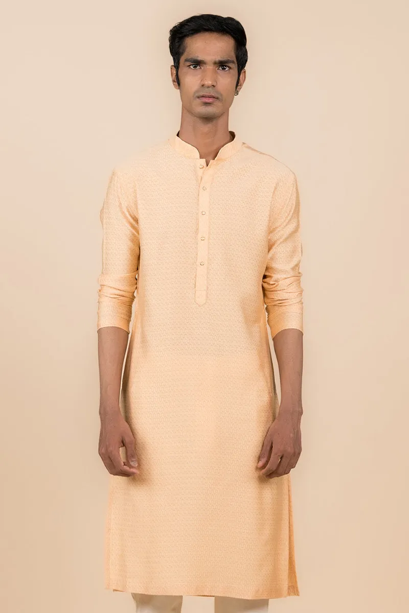 Peach Jacquard Kurta Set In Jaal Pattern