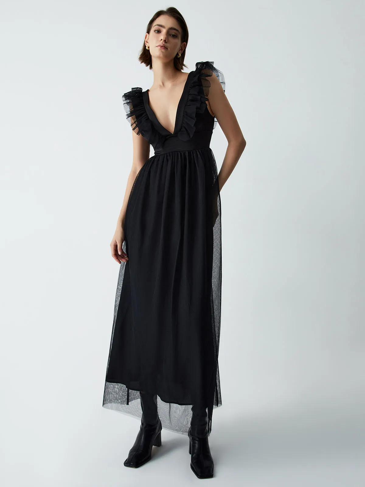 Ruffle Mesh Graceful Plunge Long Dress