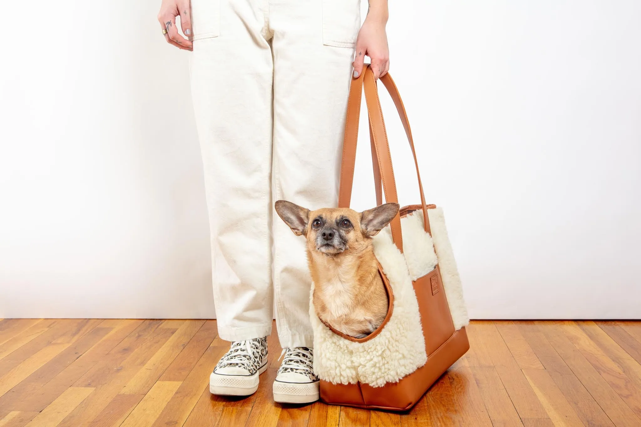 Tan Leather & Cream Shearling Luxe Dog Carrier (Dog & Co. Exclusive) (CLEARANCE)