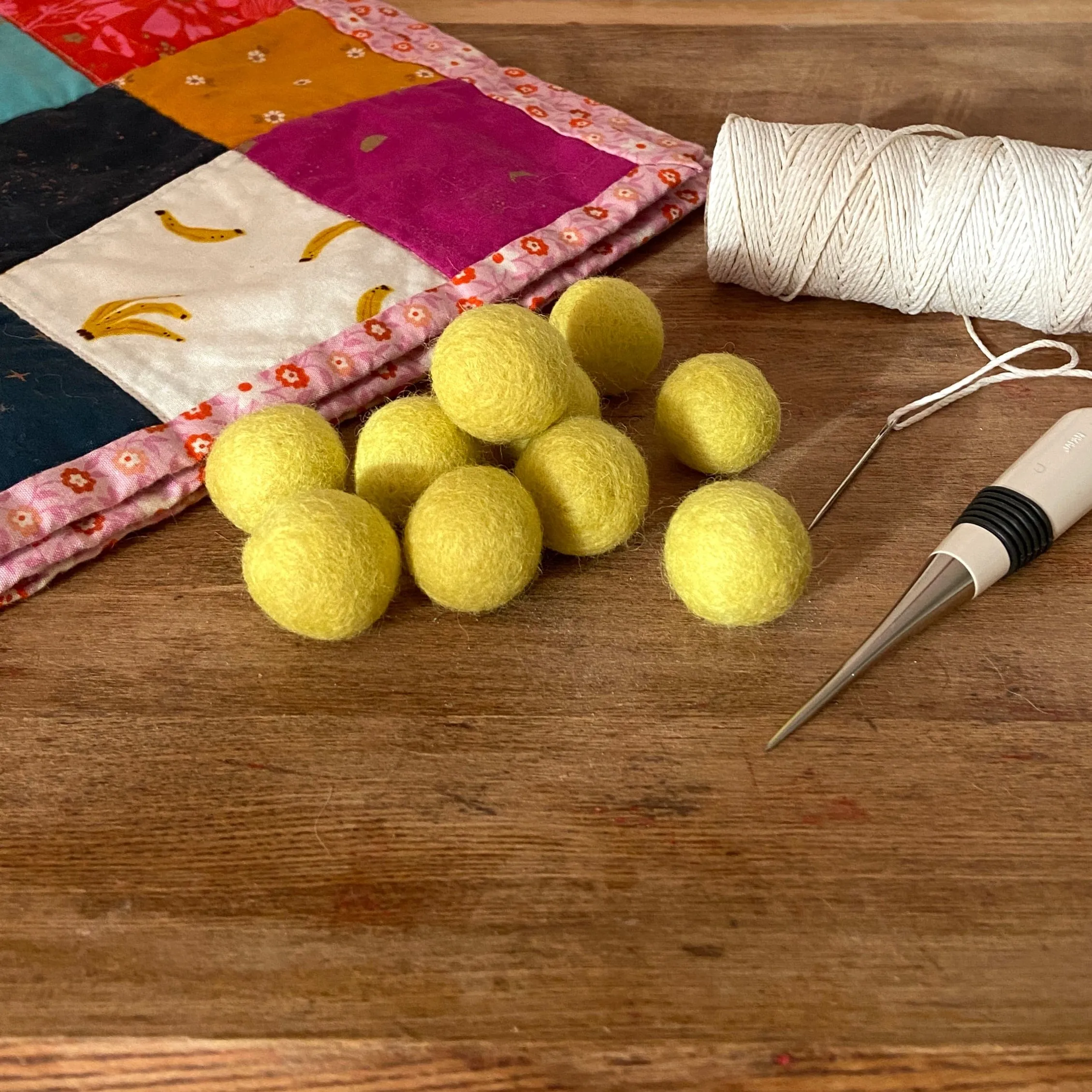 Wool Felt Balls - #56 Citron - Ten 1" Balls, 2.2cm